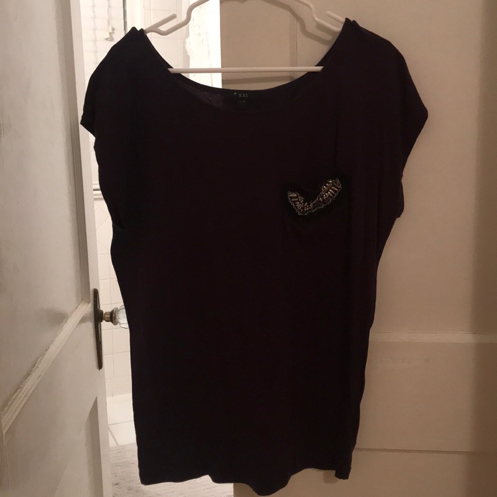 Scoop neck tee